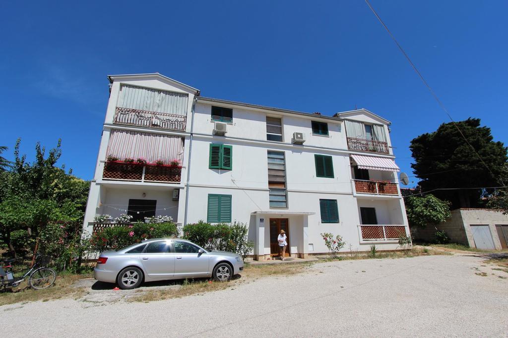Apartment Dina Rovinj Extérieur photo