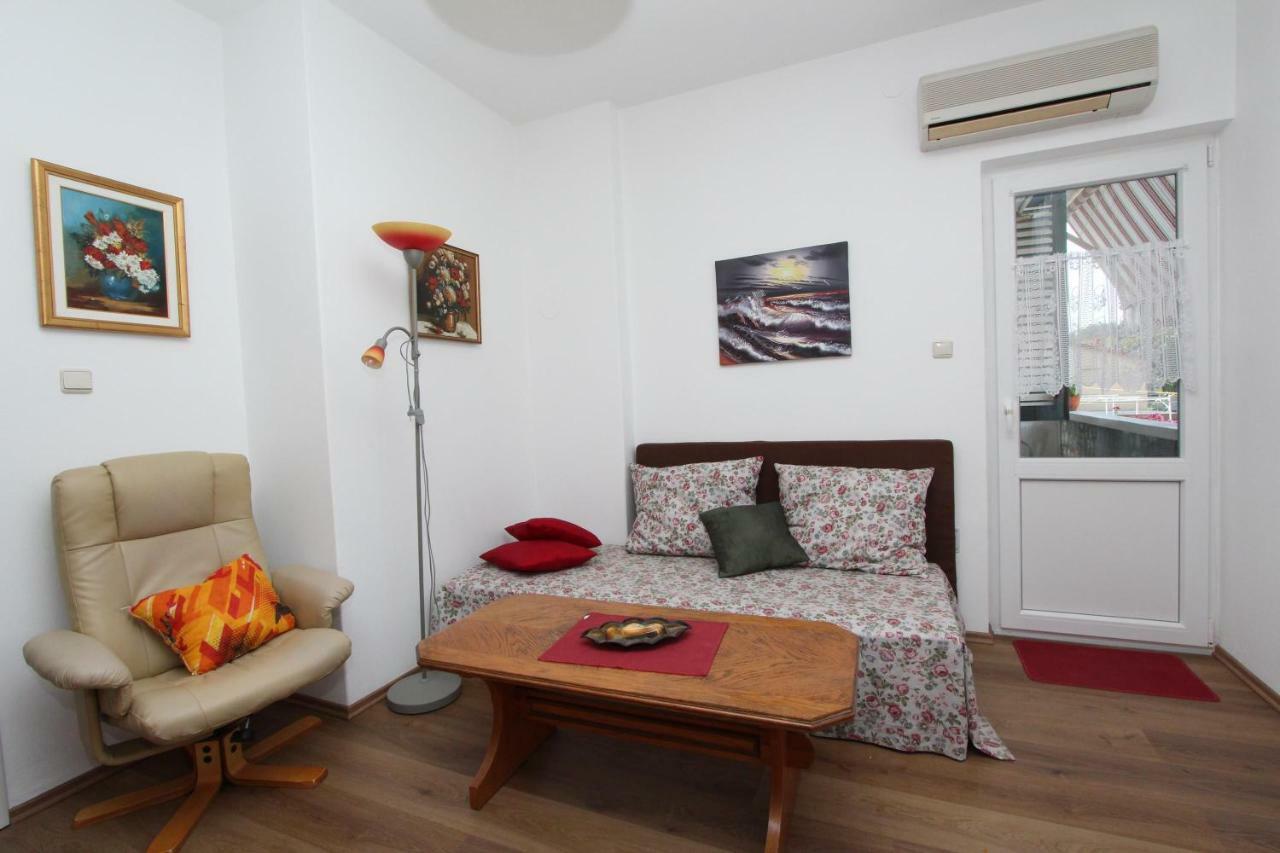 Apartment Dina Rovinj Extérieur photo